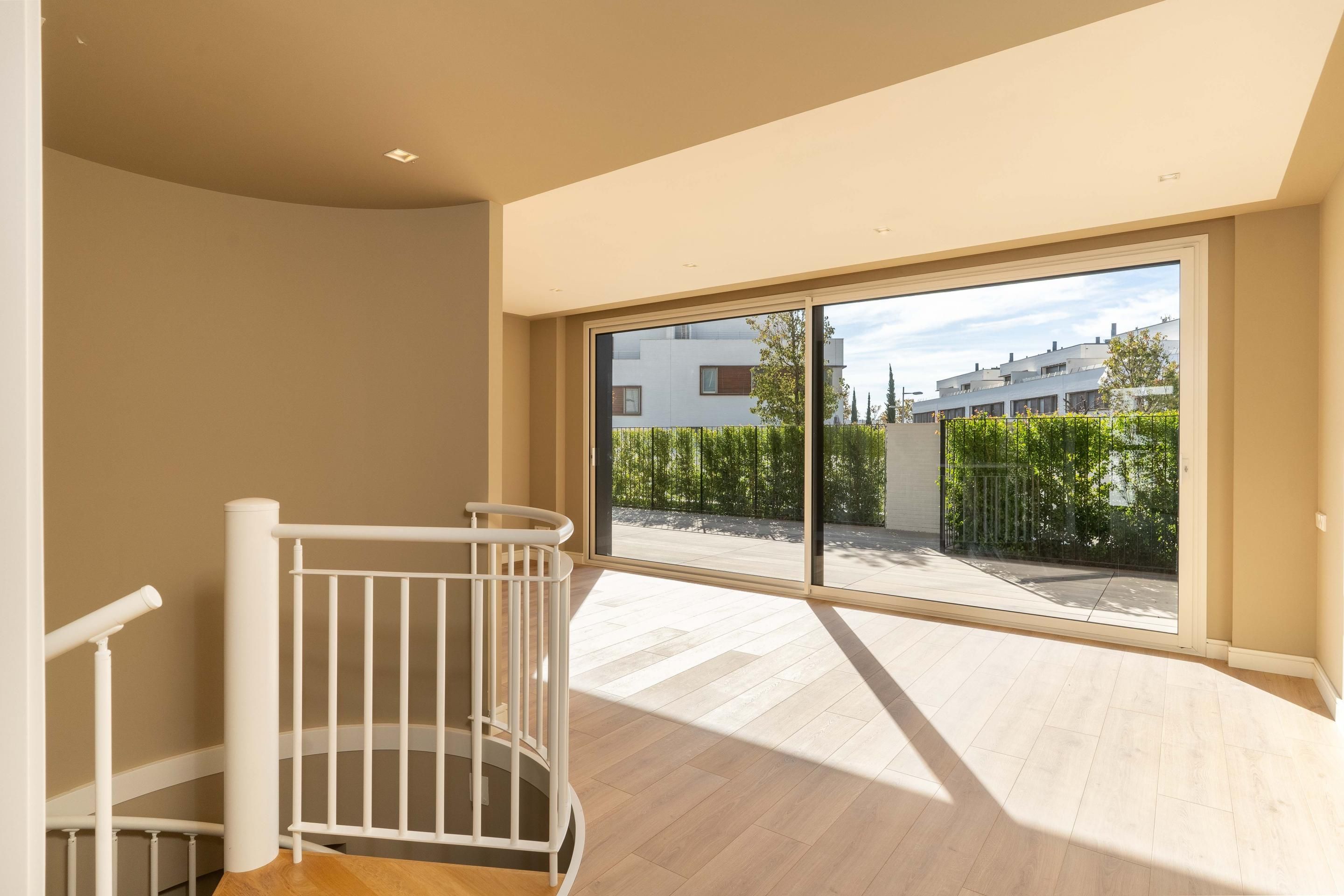 Flat to rent in Sabadell  with Private garden, Terrace and Storage room