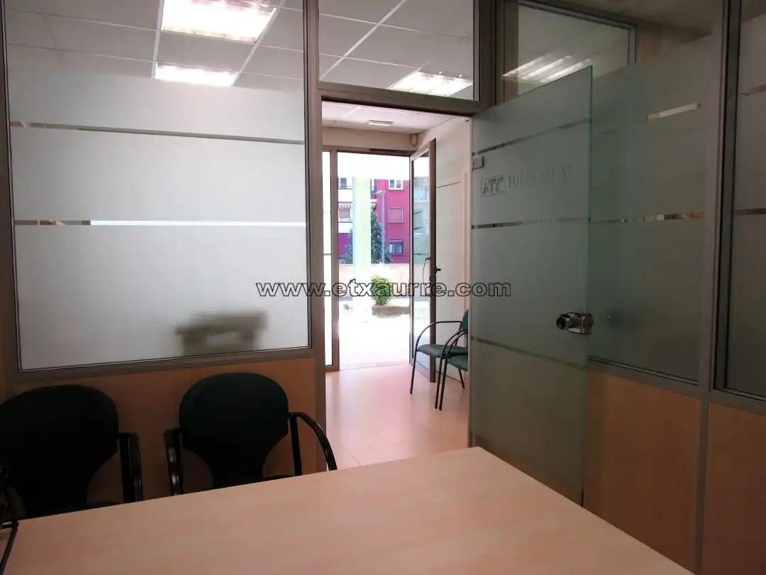 Oficina en venta en Laudio / Llodio con Aire acondicionado