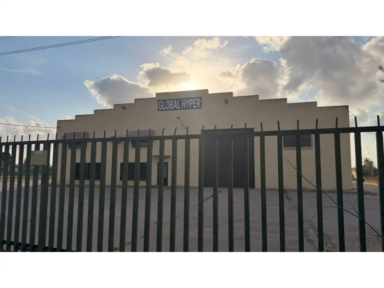 Vista exterior de Nave industrial en venta en Cartagena