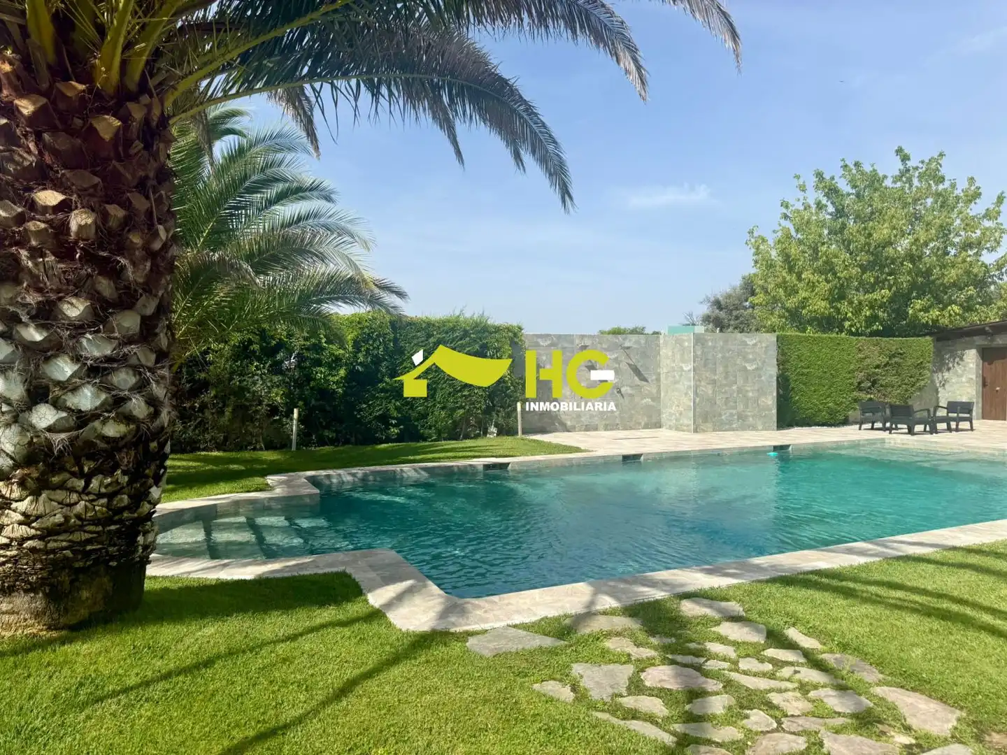 Piscina de Estudio de alquiler en Villaviciosa de Odón con Aire acondicionado, Calefacción y Amueblado