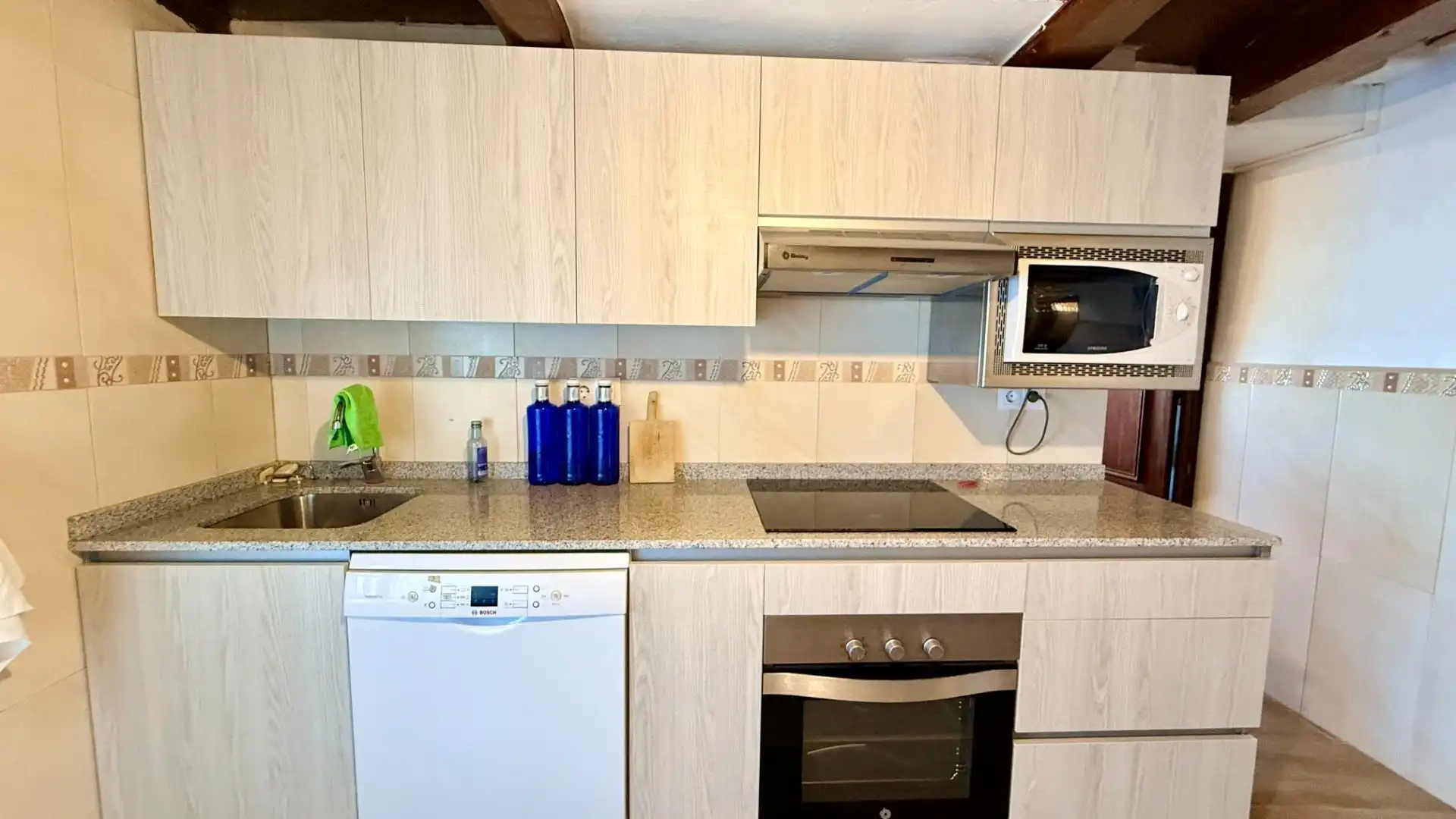 Cocina de Casa o chalet en venta en Fresneda de Cuéllar con Calefacción, Jardín privado y Trastero