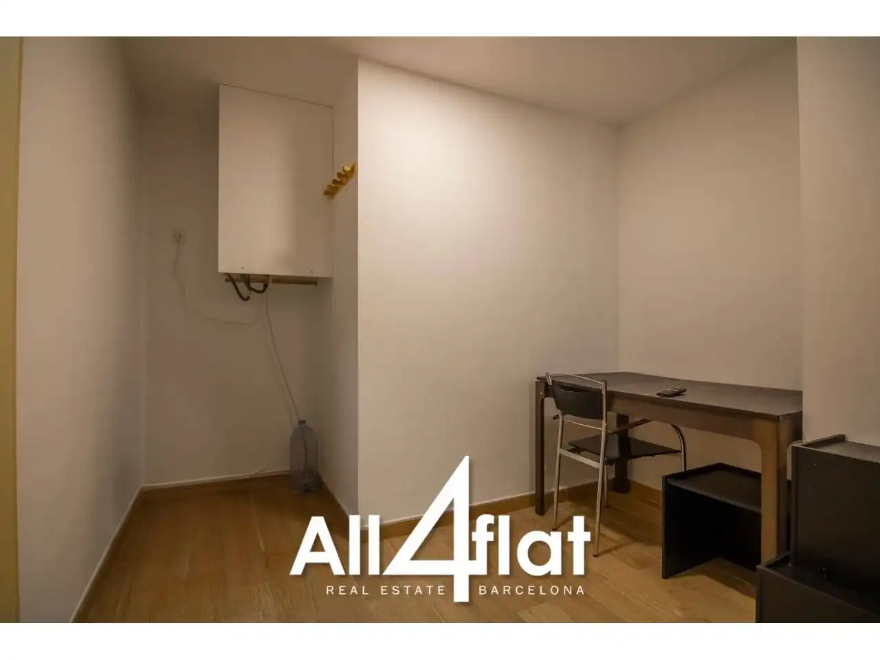 Dormitori de Estudi de lloguer en Barcelona amb Aire condicionat, Parquet i Moblat