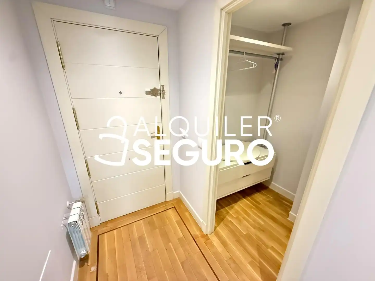 Habitación de Piso de alquiler en Madrid con Aire acondicionado, Calefacción y Piscina