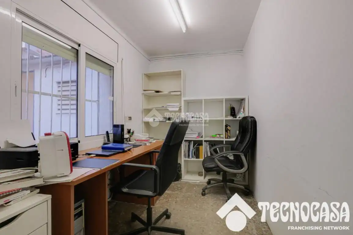 Local comercial en venda a Centre, imagen 22