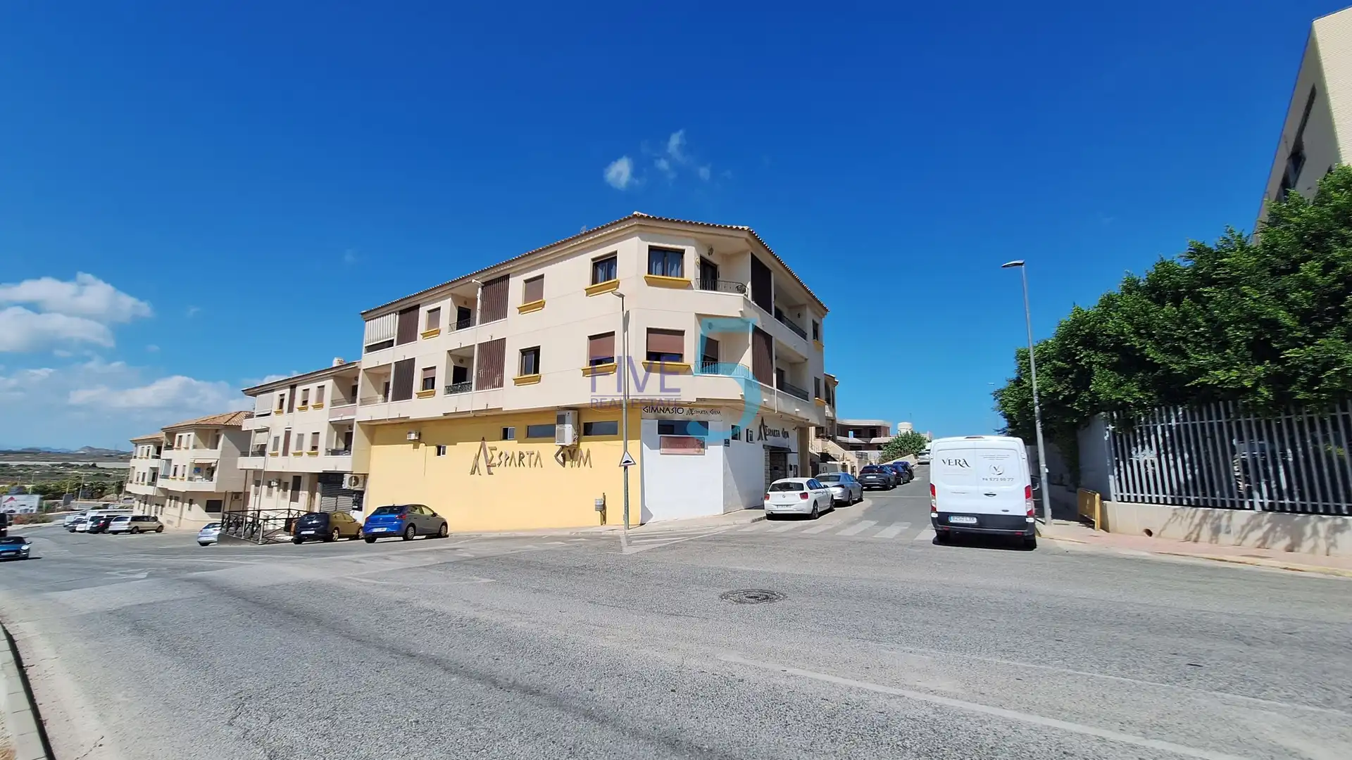 Pis amb terrassa en venda a San Miguel de Salinas