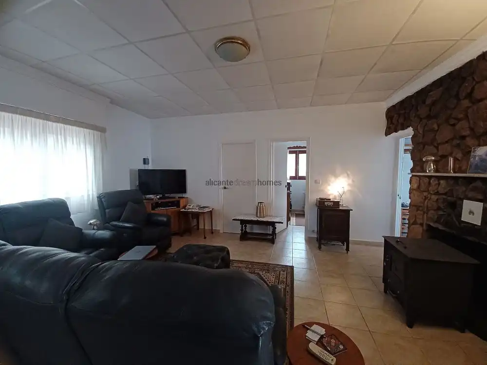 Sala d'estar de Casa o xalet en venda en Yecla