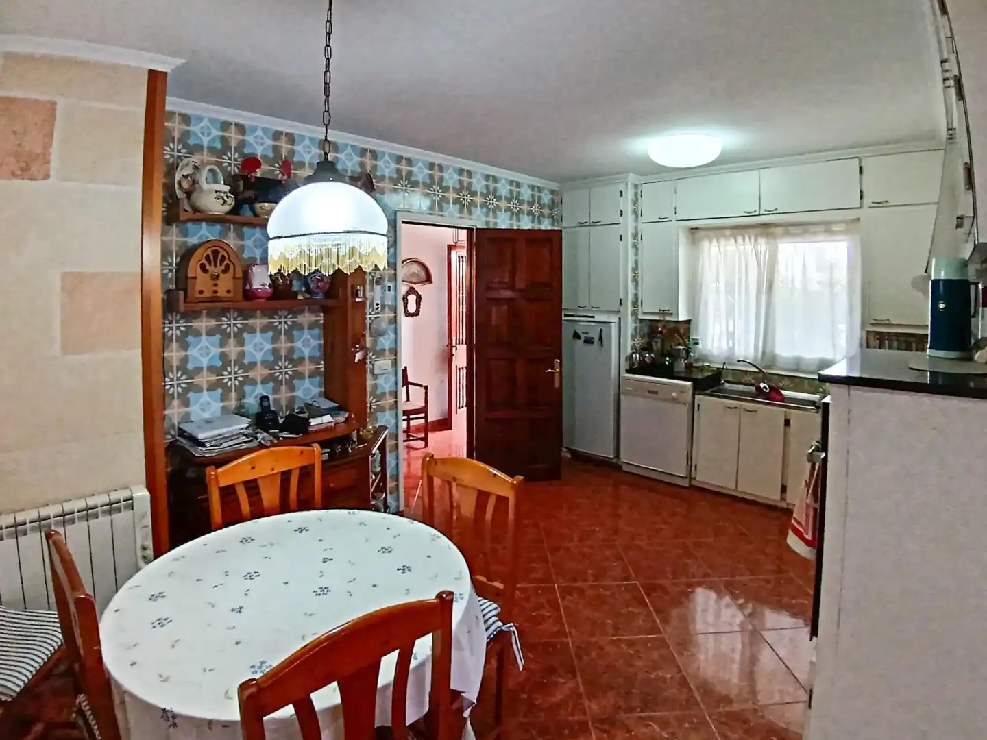 Cuina de Planta baixa en venda en Ciutadella de Menorca amb Aire condicionat, Jardí privat i Terrassa