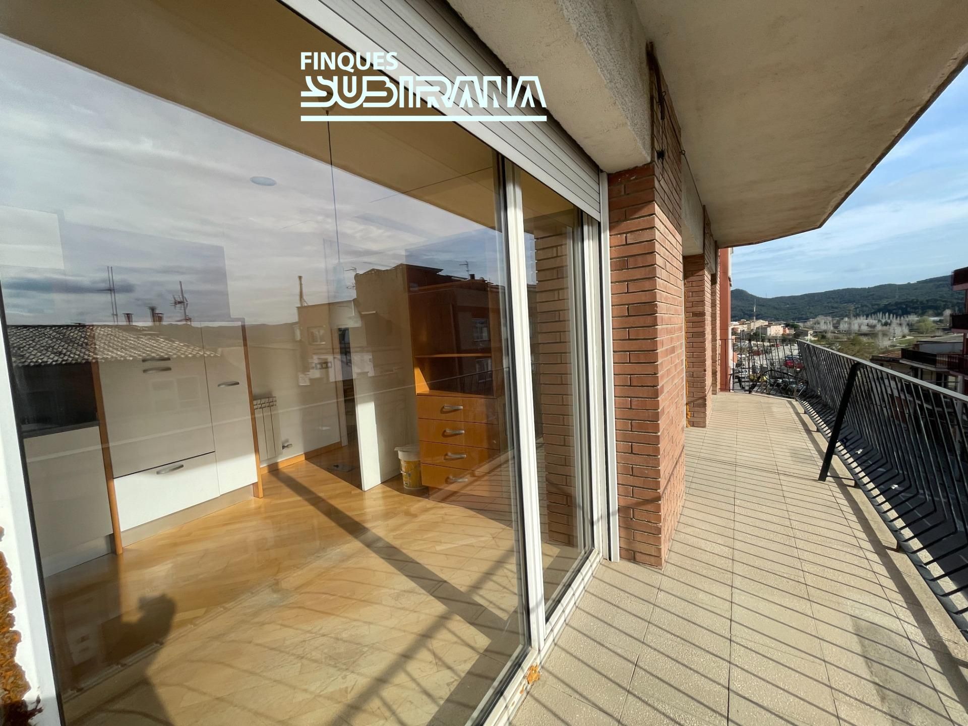 Vista exterior de Dúplex en venda en Igualada amb Aire condicionat, Calefacció i Terrassa