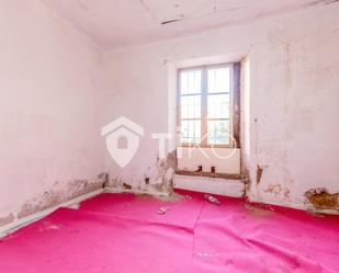 Bedroom of Country house for sale in Pozaldez