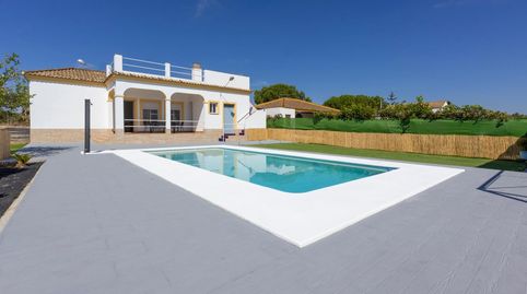 Foto 2 de Casa o chalet en venta en Puñanillas, 45, La Puebla del Río, Sevilla