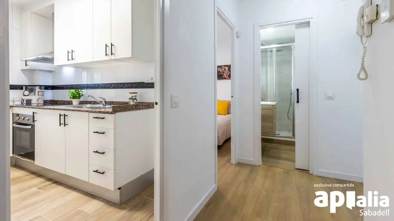 Habitación de Piso en venta en Sabadell con Calefacción y Parquet