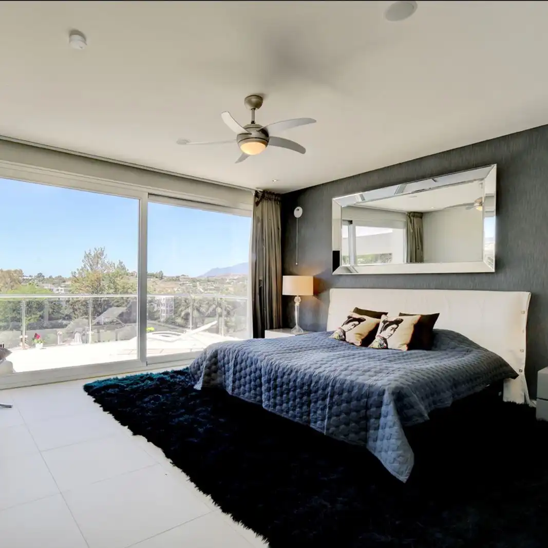 Villa mit Terrasse zum Verkauf in Nueva Andalucía, imagen 4