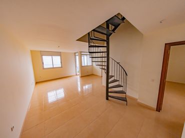 Flat with lift for sale in Calle el Colegio
