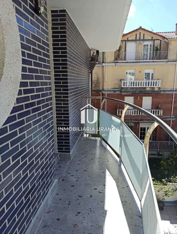 Terrasse von Wohnung zum Verkauf in Castro-Urdiales mit Heizung, Terrasse und Abstellraum