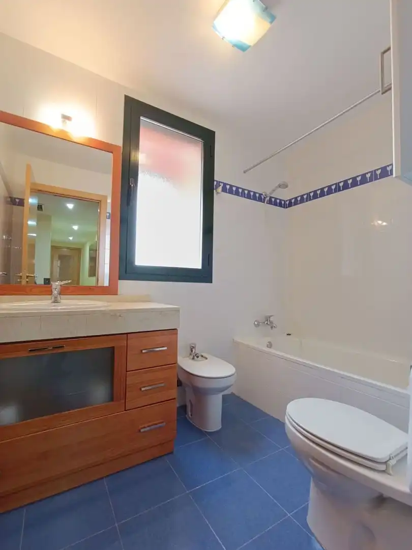 Badezimmer von Wohnung zum Verkauf in Ciudad Real mit Klimaanlage, Heizung und Abstellraum