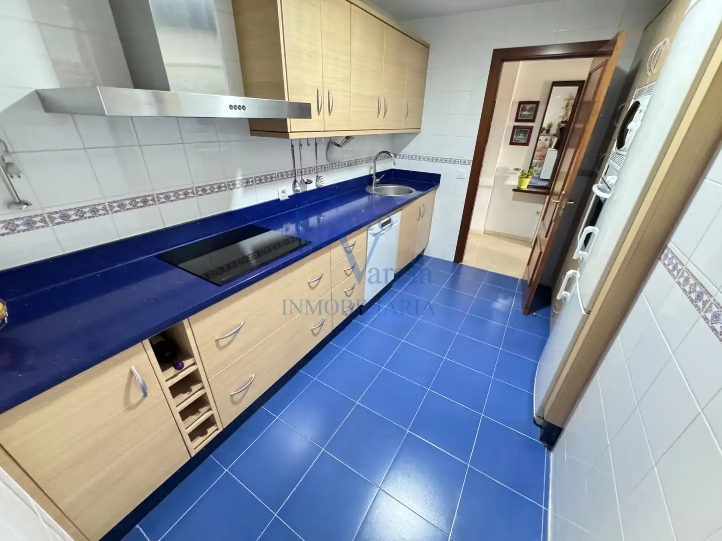Kitchen of Flat for sale in Dos Hermanas  with Air Conditioner, Heating and Furnished