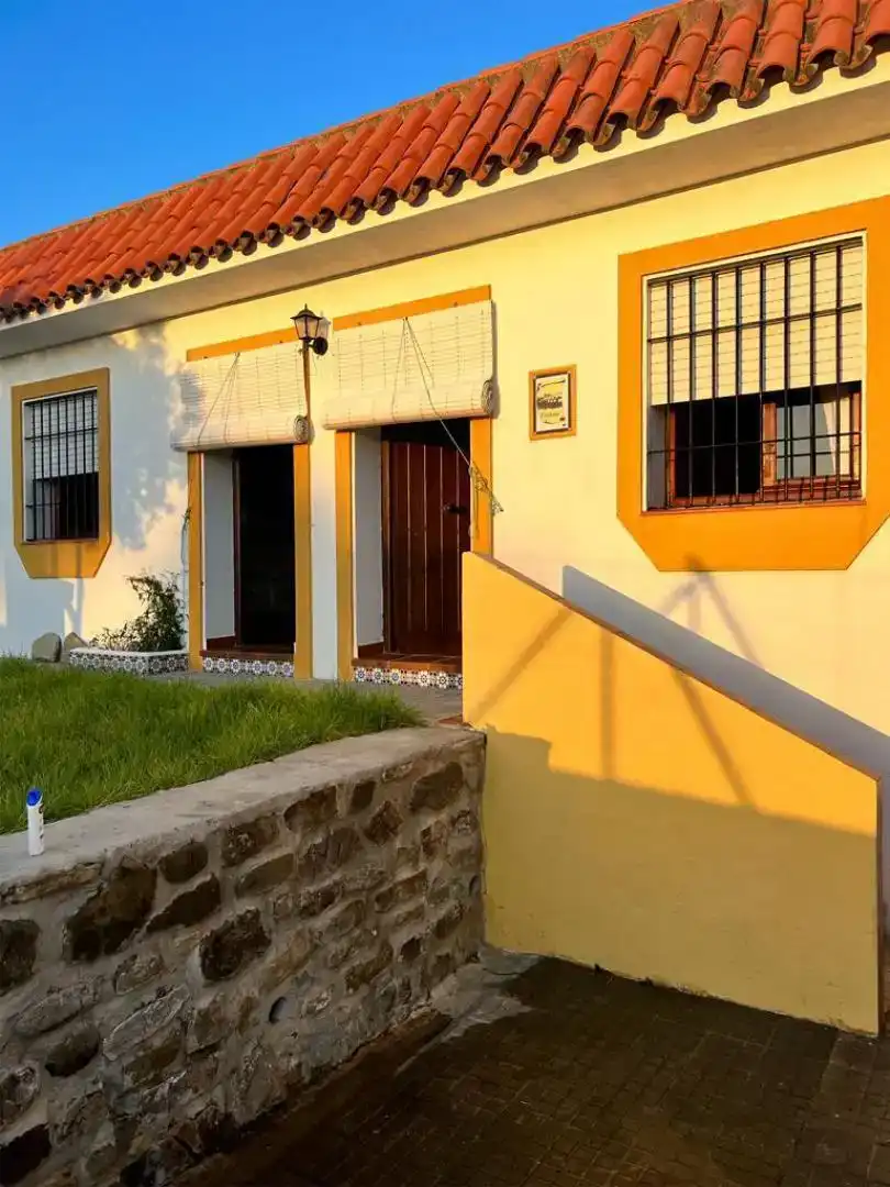 Außenansicht von Country house zum Verkauf in Tarifa