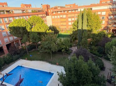 Àtic amb piscina en venda a Arganzuela