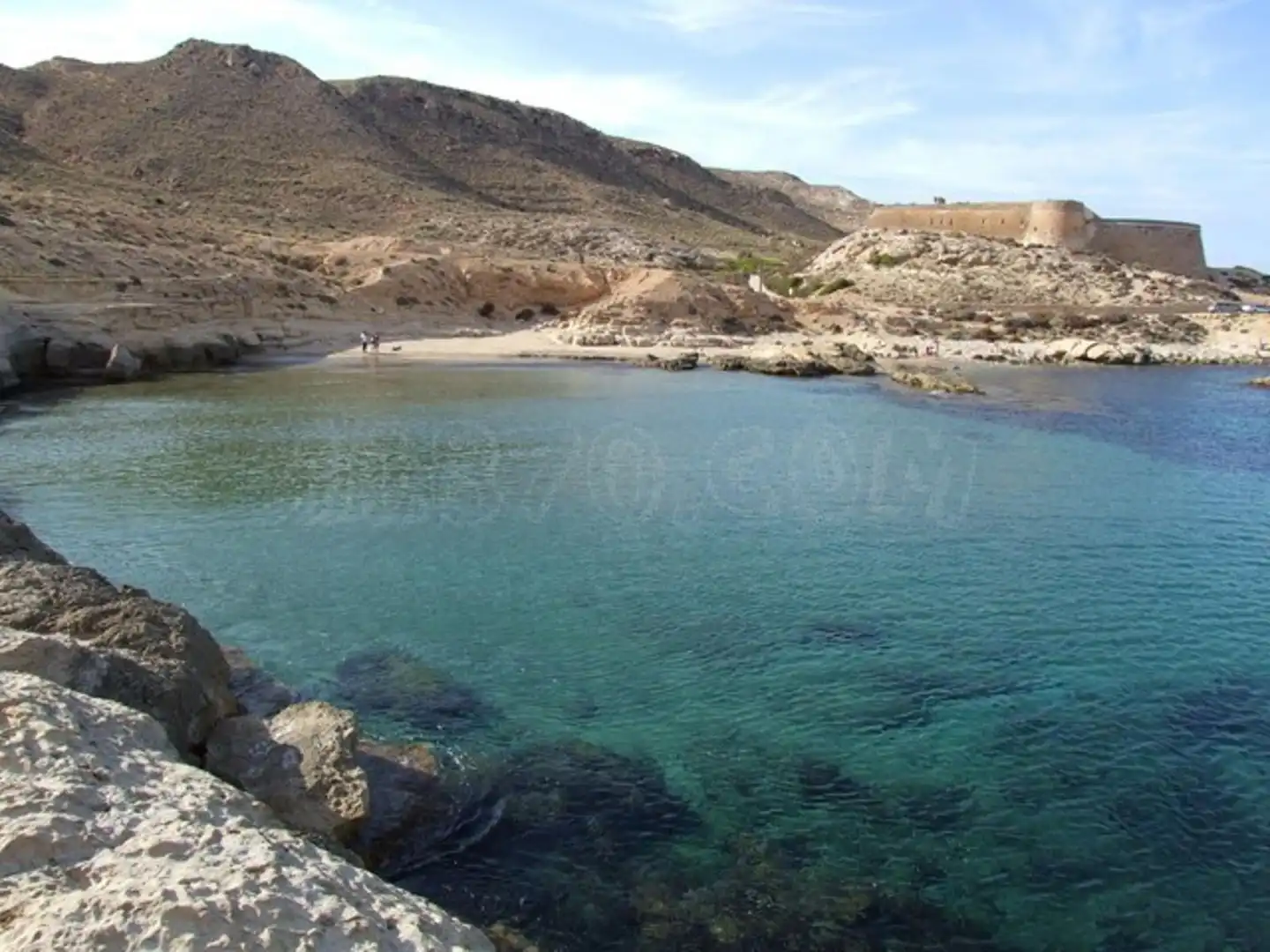 Vista exterior de Piso en venta en Almería con Trastero, Amueblado y Piscina comunitaria