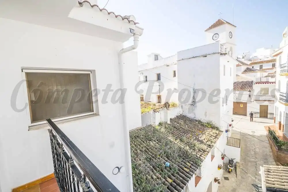 Apartamento con terraza en venta en Algarrobo pueblo, imagen 2