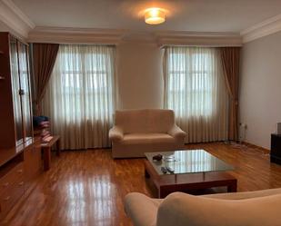 Sala d'estar de Casa adosada en venda en Andosilla amb Calefacció, Terrassa i Moblat