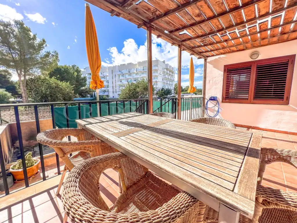 Terrasse von Wohnung zur Miete in Santa Eulària des Riu