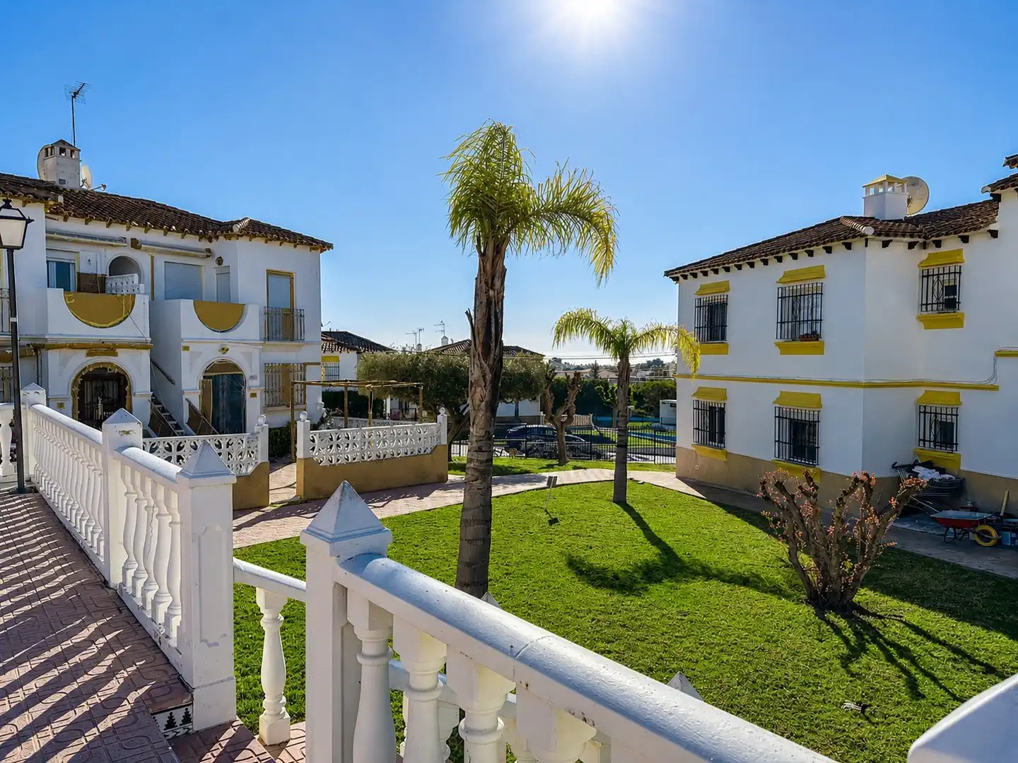 Außenansicht von Haus oder Chalet zum Verkauf in San Miguel de Salinas mit Klimaanlage, Heizung und Terrasse