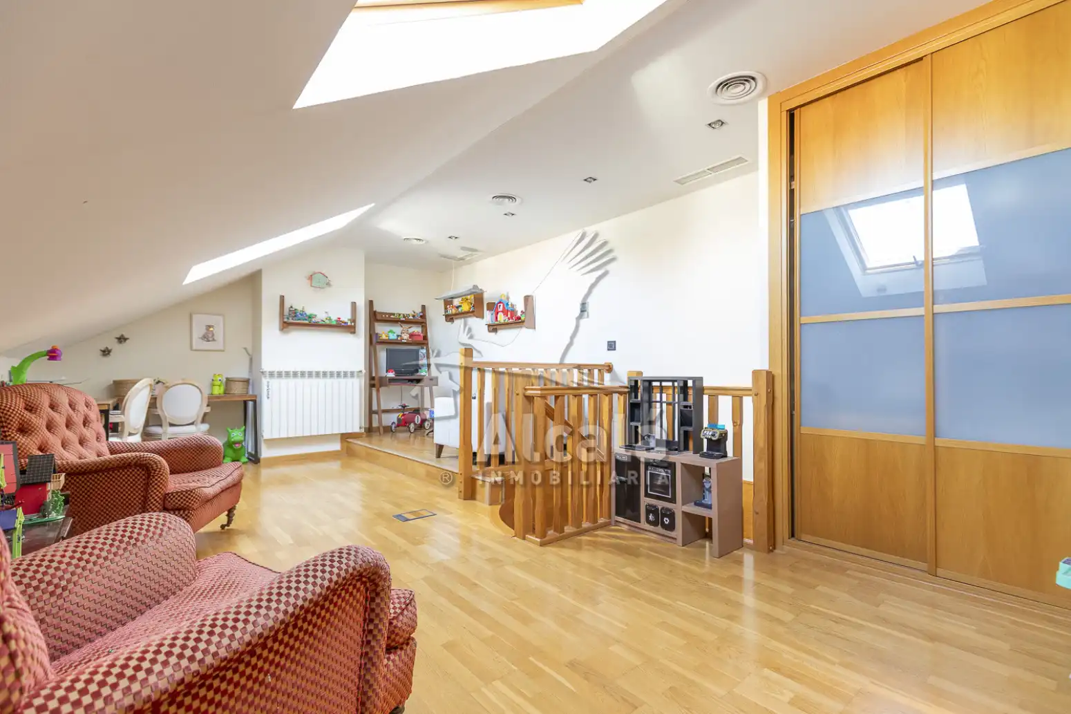 Piso en venta en Alcalá de Henares con Calefacción, Parquet y Piscina