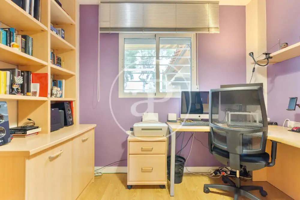 Houses for sale in Godelleta  with Air Conditioner, Heating and Private garden
