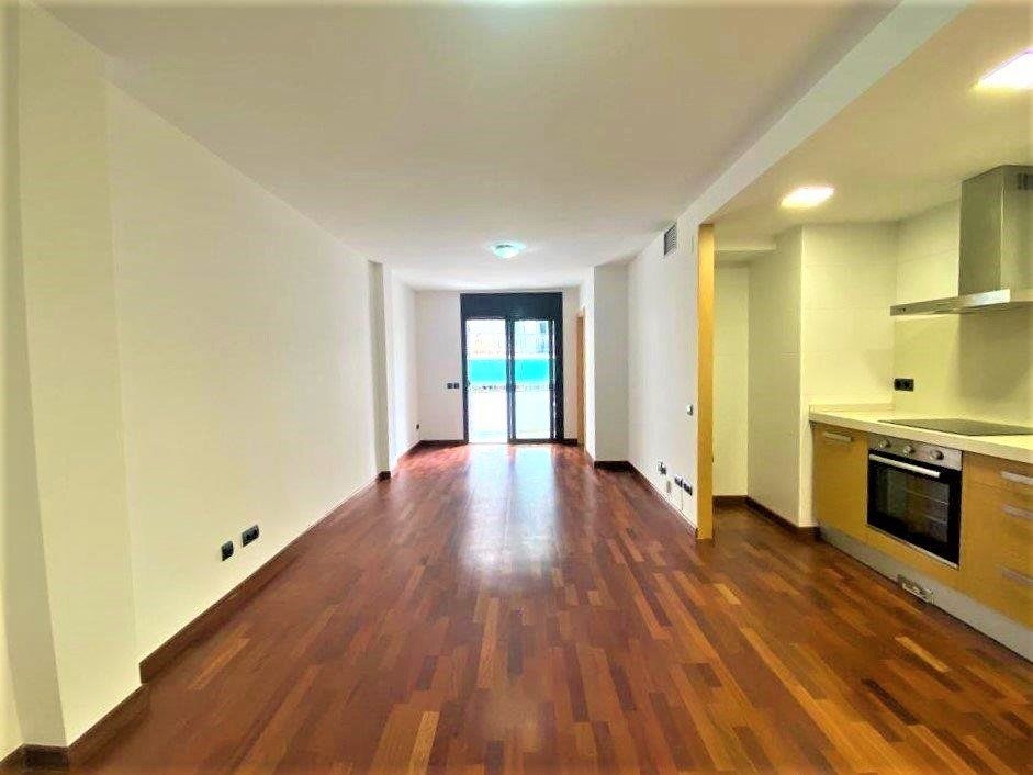 Living room of Flat for sale in Molins de Rei  with Air Conditioner, Heating and Parquet flooring