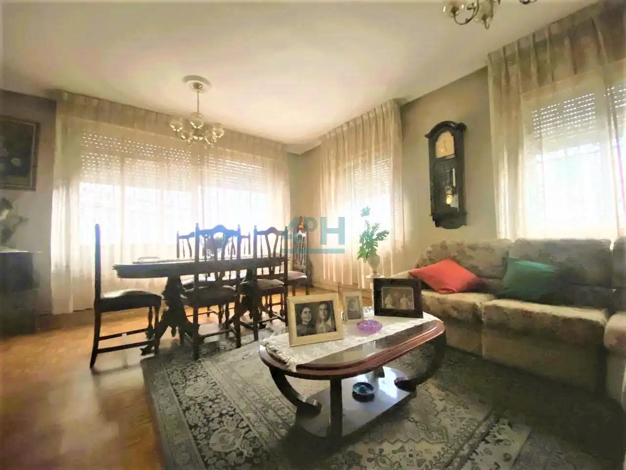 Wohnzimmer von Haus oder Chalet zum Verkauf in Ourense Capital  mit Heizung, Privatgarten und Abstellraum