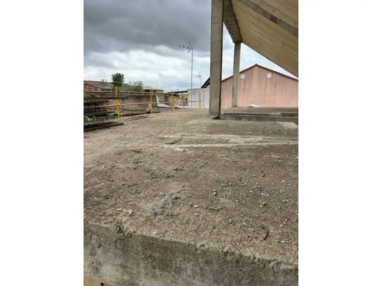 Edifici en venda en Aznalcóllar