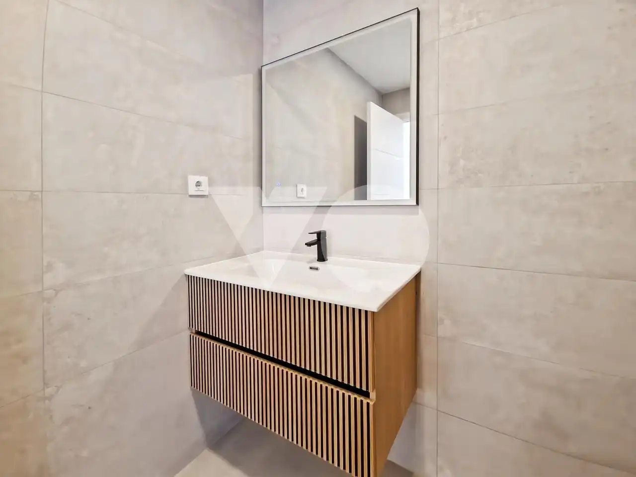 Bany de Apartament en venda en Madrid amb Aire condicionat i Calefacció