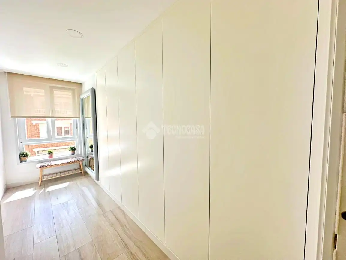 Bedroom of Flat for sale in Málaga