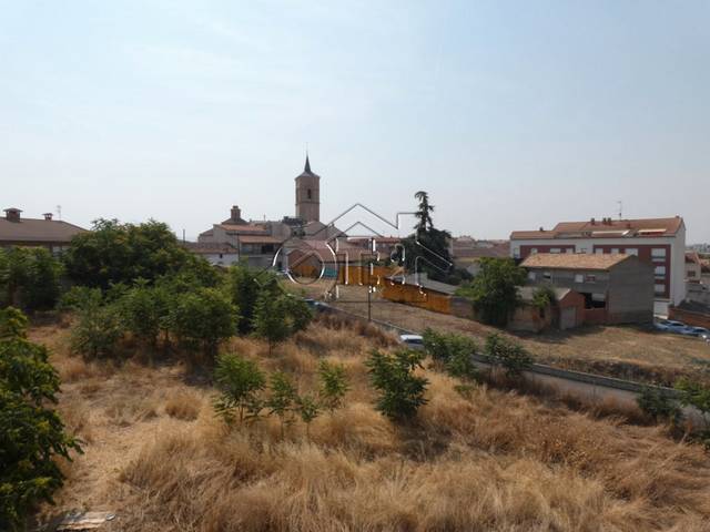 Piso en Venta en Calle Umbría en Cabanillas del Campo