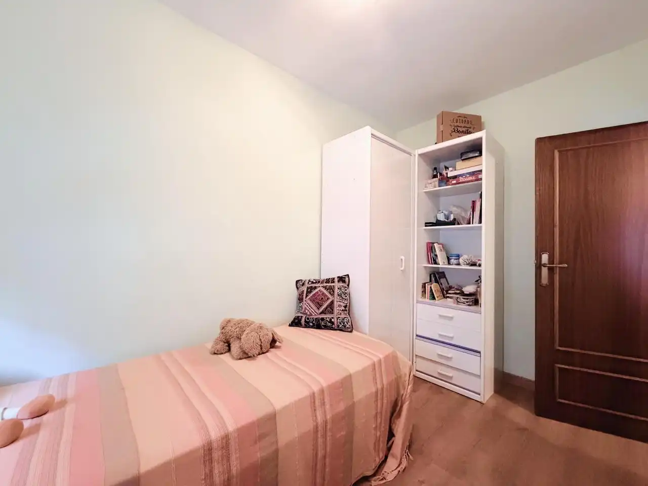 Bedroom of Flat for sale in Madrid  with Air Conditioner, Heating and Terrace