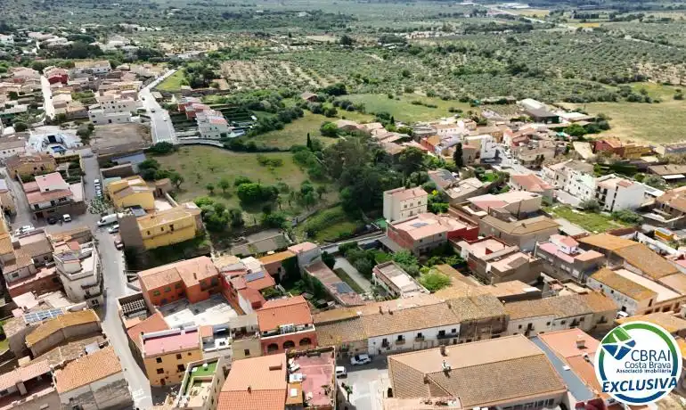Adosado con terraza en venta en Carrer Nou, imagen 3
