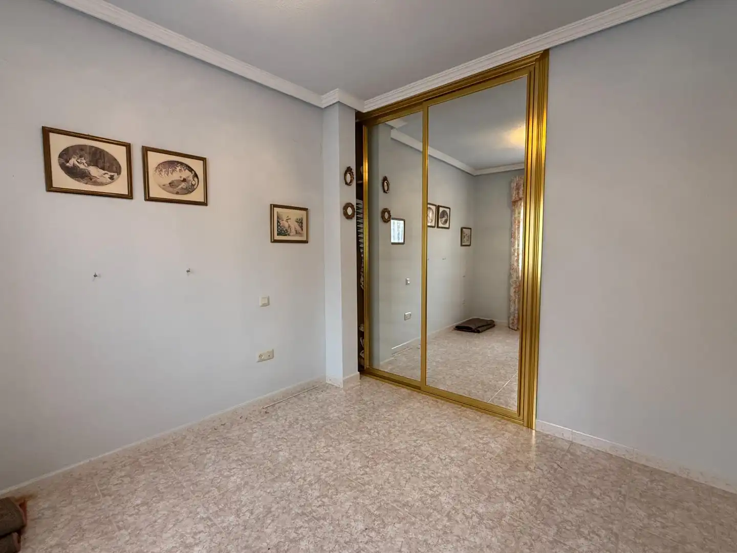 Casa adosada en venta en Torija con Jardín privado
