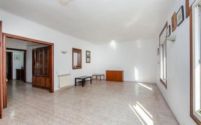 Living room of Flat for sale in  Barcelona Capital  with Heating, Furnished and Balcony