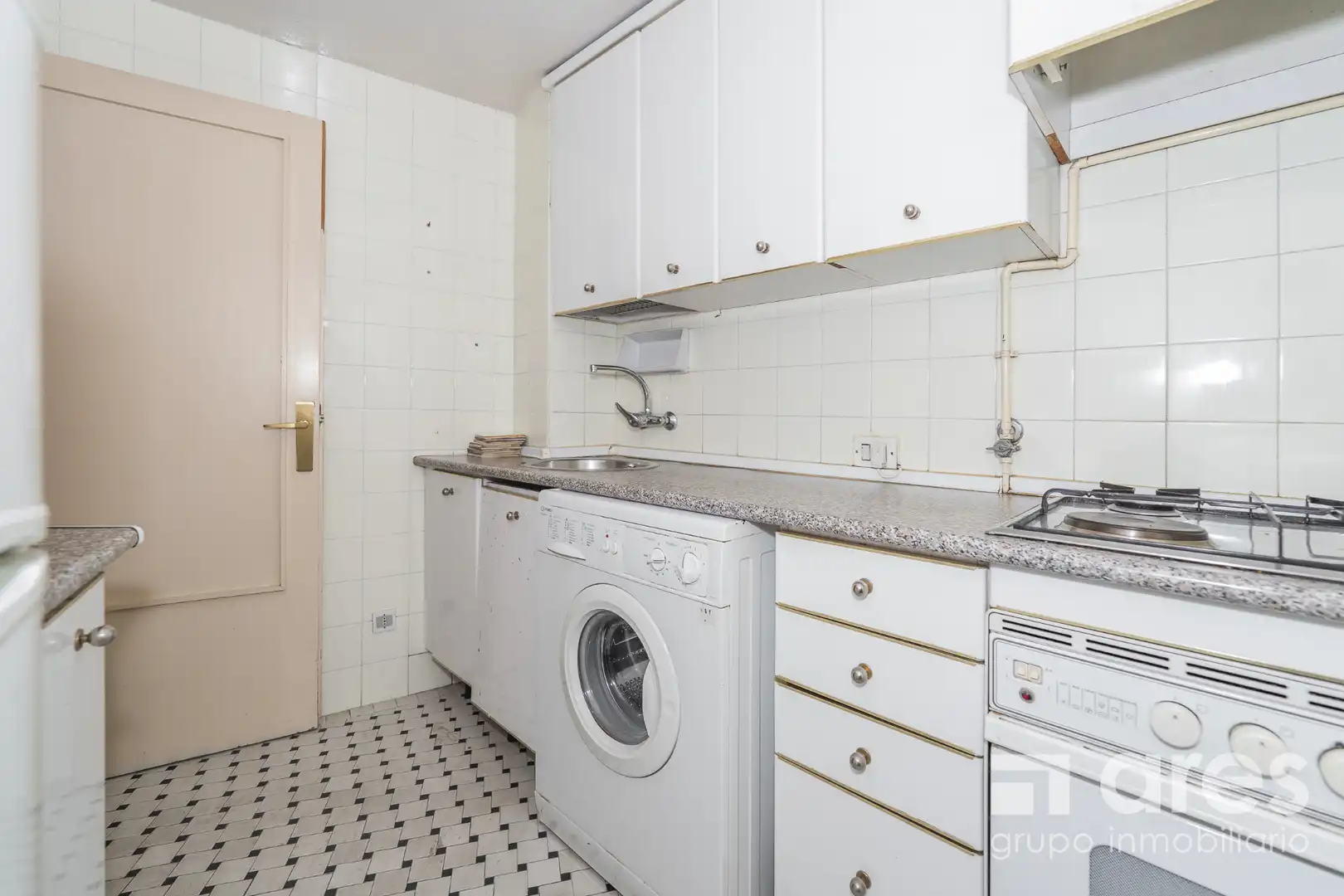 Küche von Wohnung zum Verkauf in Madrid mit Heizung