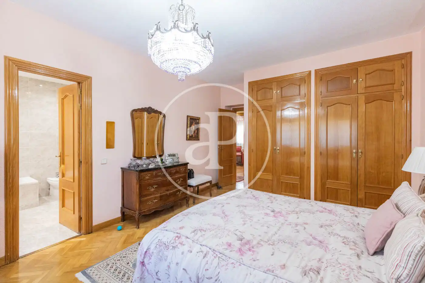 Dormitori de Casa o xalet en venda en Las Rozas de Madrid amb Aire condicionat, Calefacció i Jardí privat
