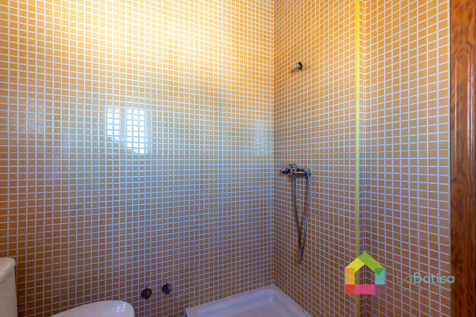 Baño de Casa adosada en venta en Carmena con Calefacción
