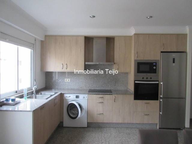 Piso en Venta en Piñeiros- Freixeiro