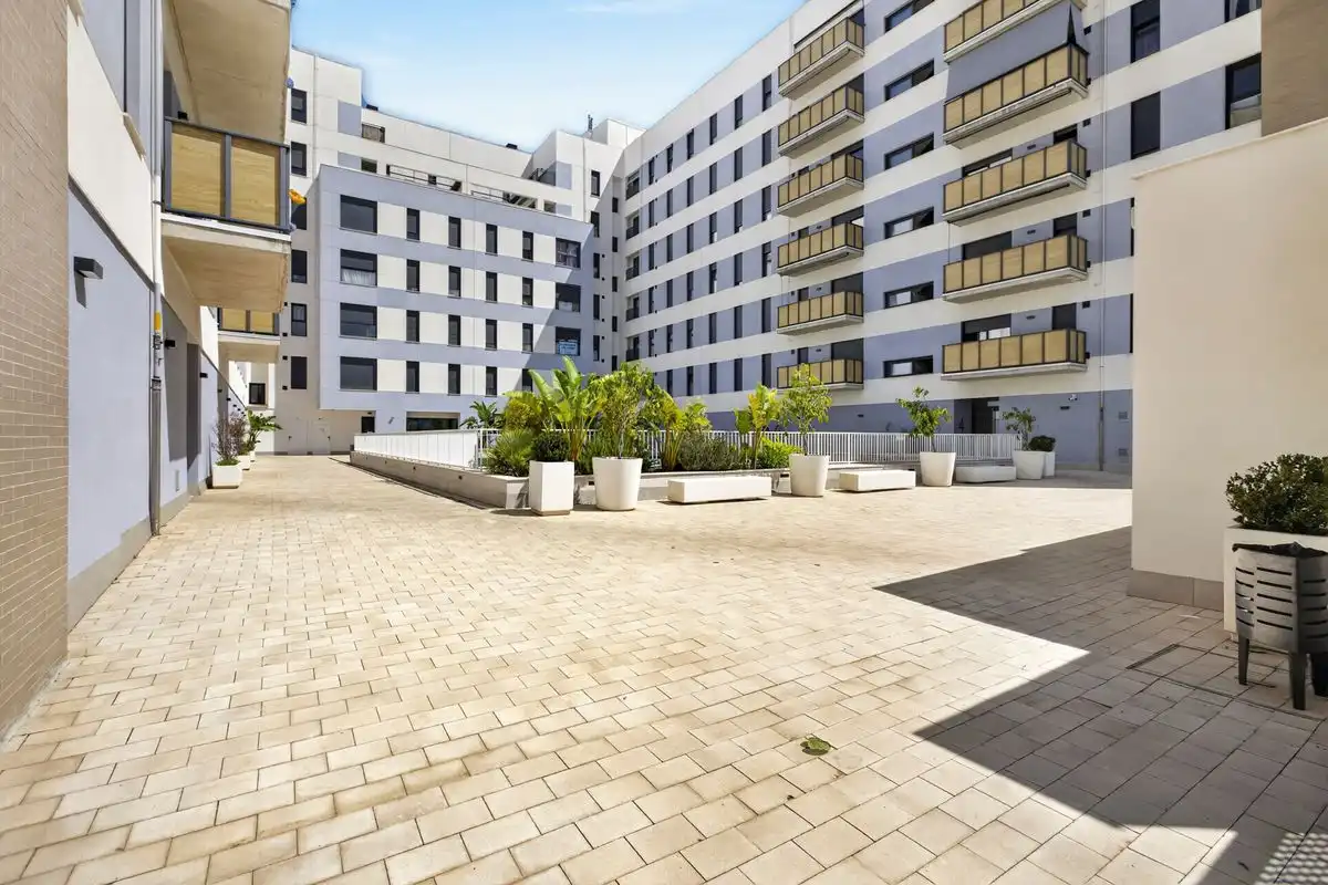 Terrassa de Pis en venda en Sevilla amb Aire condicionat, Calefacció i Jardí privat