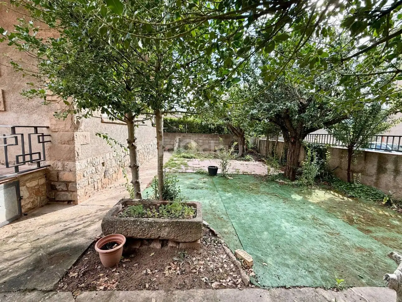 Jardí de Casa o xalet en venda en L'Estany amb Calefacció i Terrassa