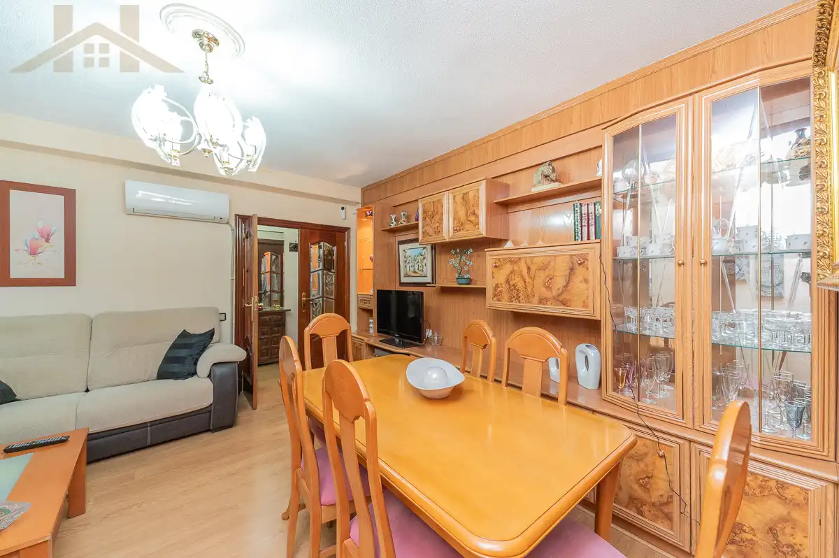 Comedor de Piso en venta en Móstoles con Aire acondicionado, Calefacción y Terraza