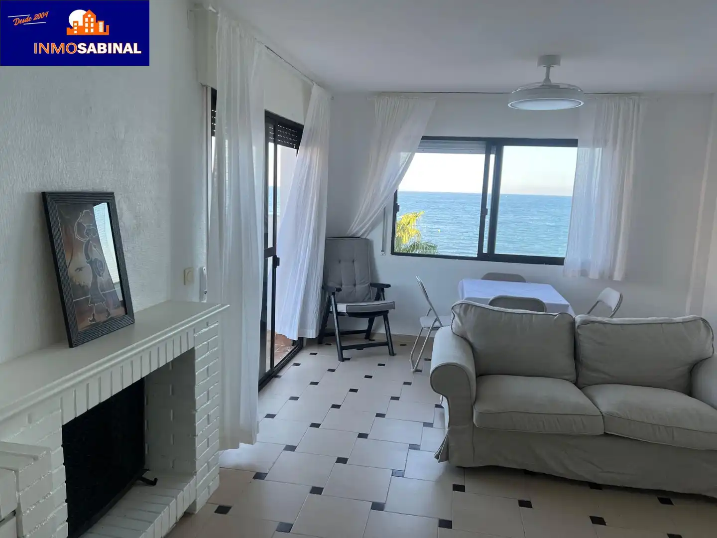 Sala d'estar de Pis en venda en Roquetas de Mar ciudad