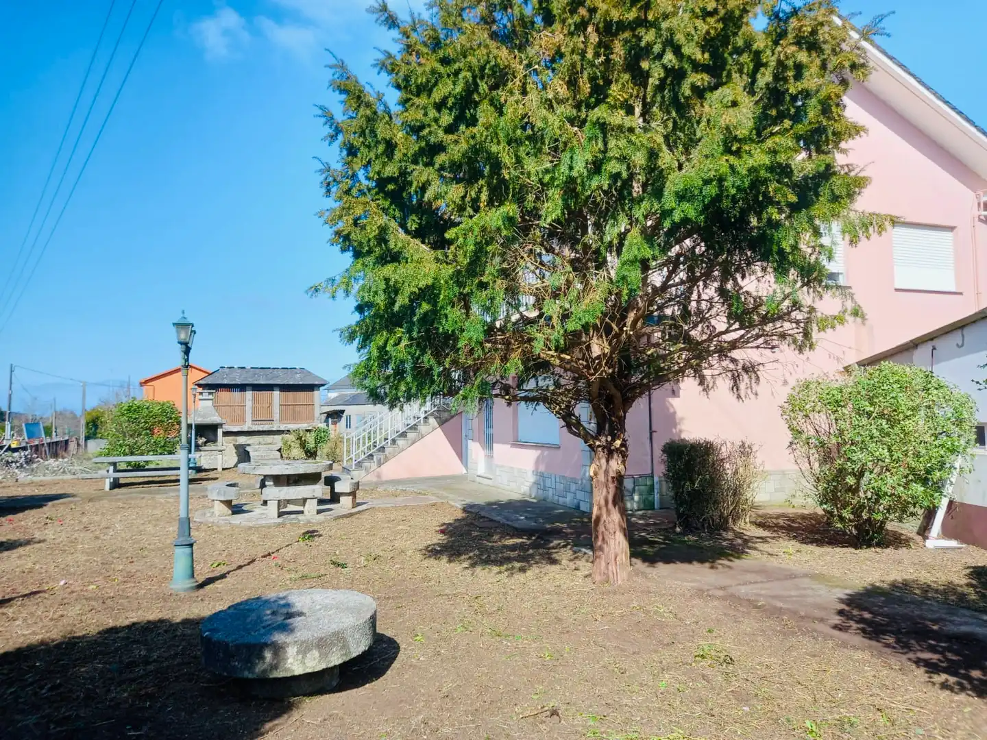 Vista exterior de Casa o chalet de alquiler en A Capela  con Calefacción, Jardín privado y Parquet