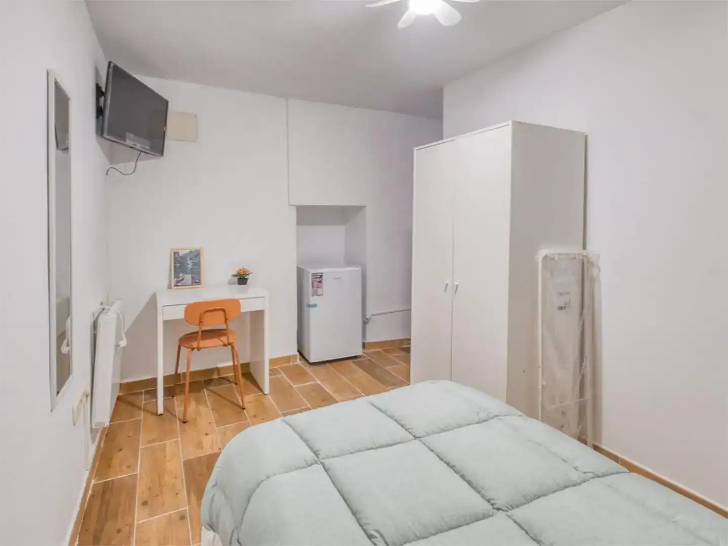 Bedroom of Study for rent in Estremera  with Air Conditioner, Furnished and Balcony