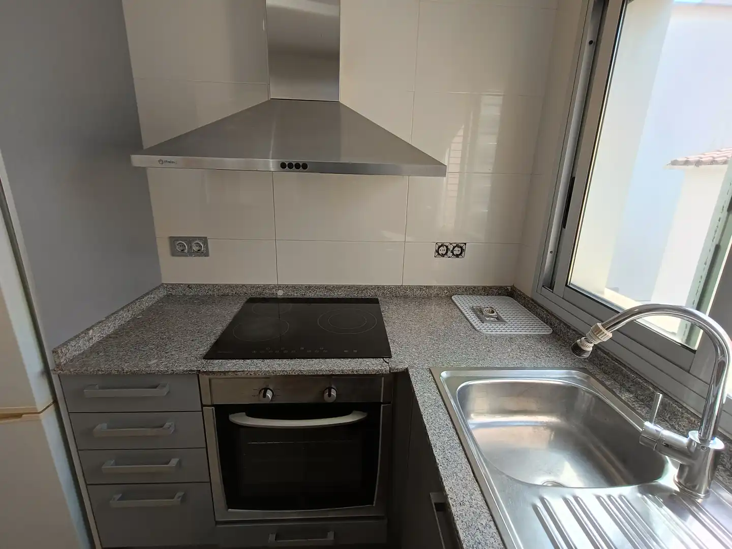 Cuina de Pis en venda en Calafell amb Terrassa, Traster i Forn
